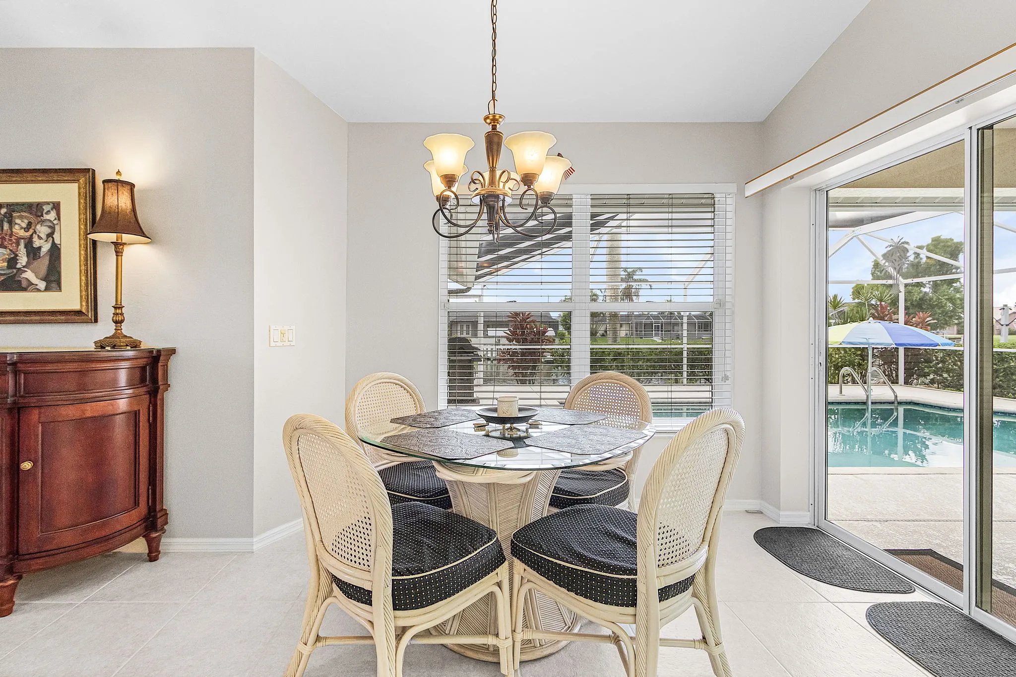 Breakfast Table Breakfast Table