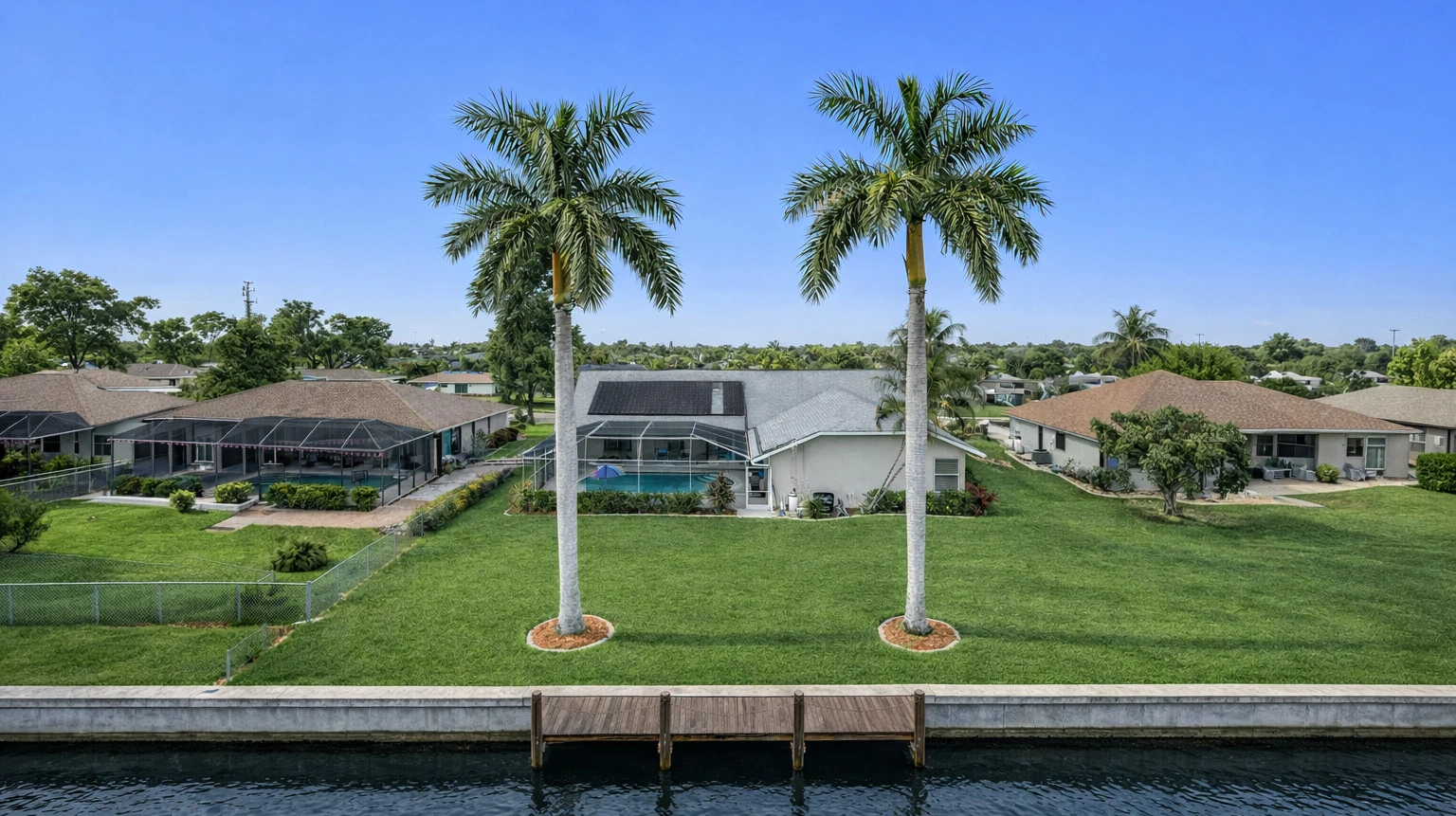 Villa Palm Tree Villa Twin Palms back Yard